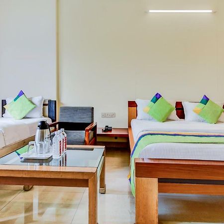 Treebo Trend Surya Nashik Hotel Luaran gambar