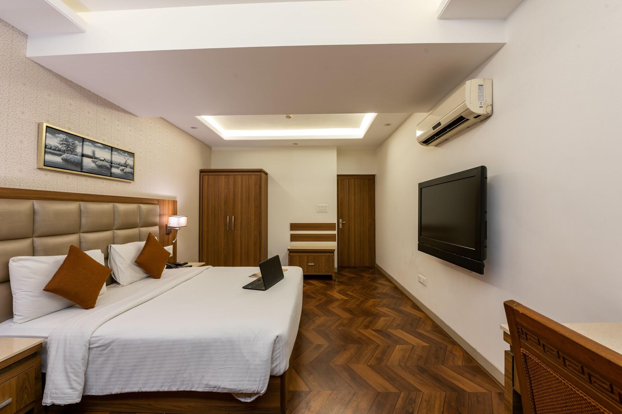 Treebo Trend Surya Nashik Hotel Luaran gambar