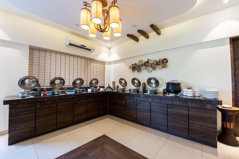 Treebo Trend Surya Nashik Hotel Luaran gambar