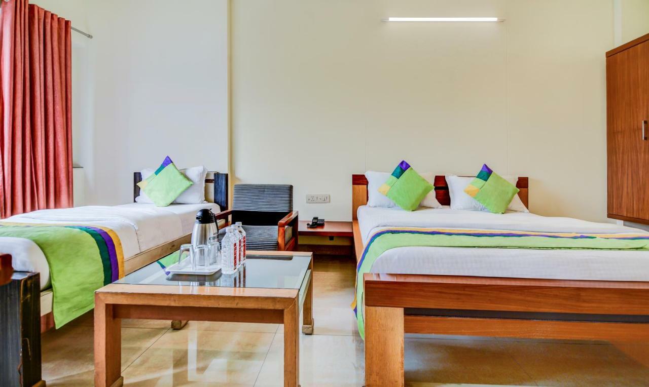 Treebo Trend Surya Nashik Hotel Luaran gambar