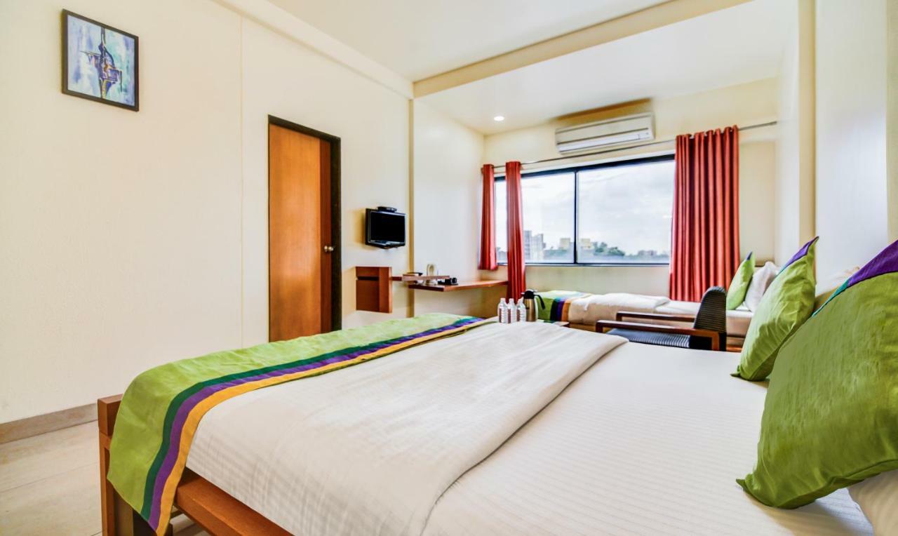 Treebo Trend Surya Nashik Hotel Luaran gambar