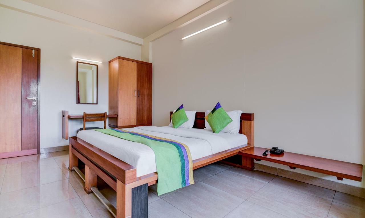Treebo Trend Surya Nashik Hotel Luaran gambar