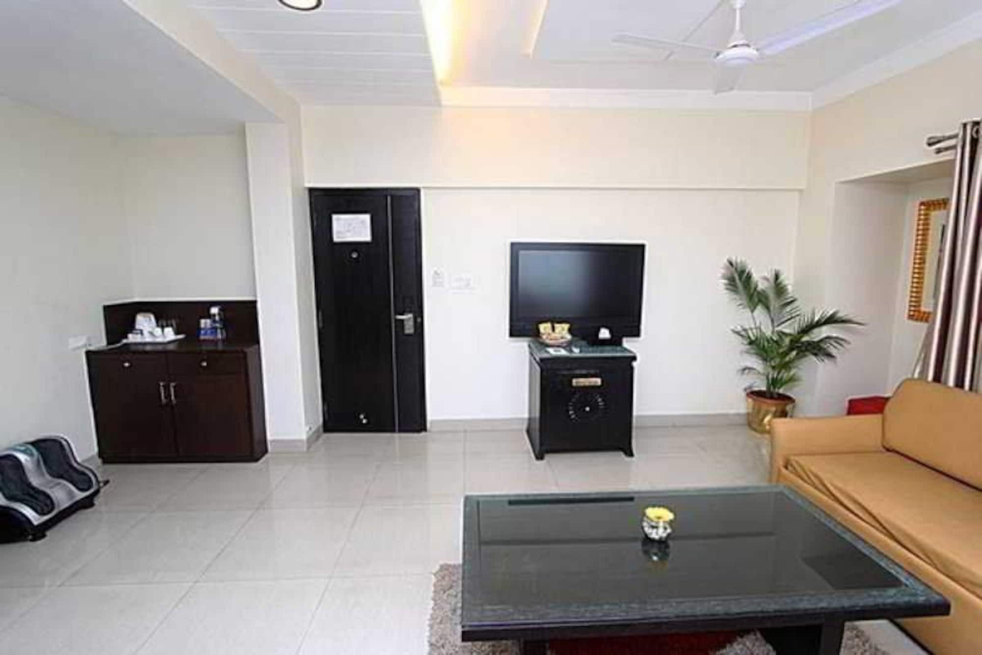 Treebo Trend Surya Nashik Hotel Luaran gambar